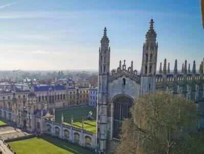 Central, Stunning 2 Bed Apartment With Parking! Cambridge  Luaran gambar